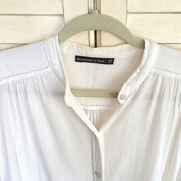 Women's white Abercrombie and Fitch blouse XS - Picture 2 of 12
